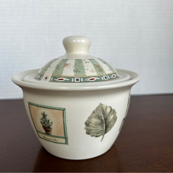 Portfolio by Pfaltzgraff Naturewood Sugar Bowl and Creamer - Picture 12 of 16